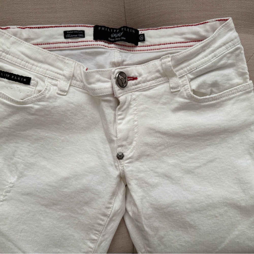 Brand new Phillipp Plein jeans size 28. Never worn